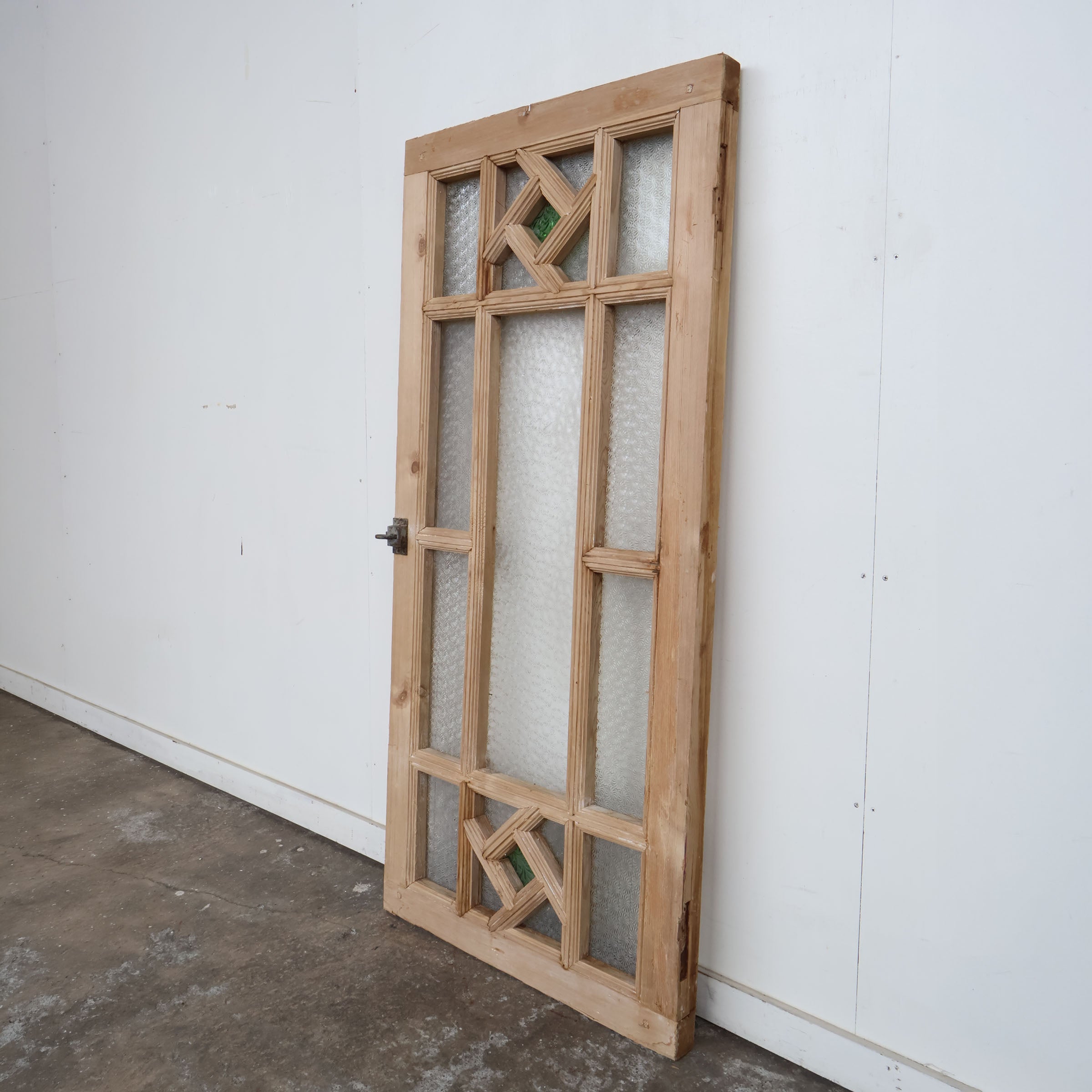 無塗装フレームの型ガラス窓